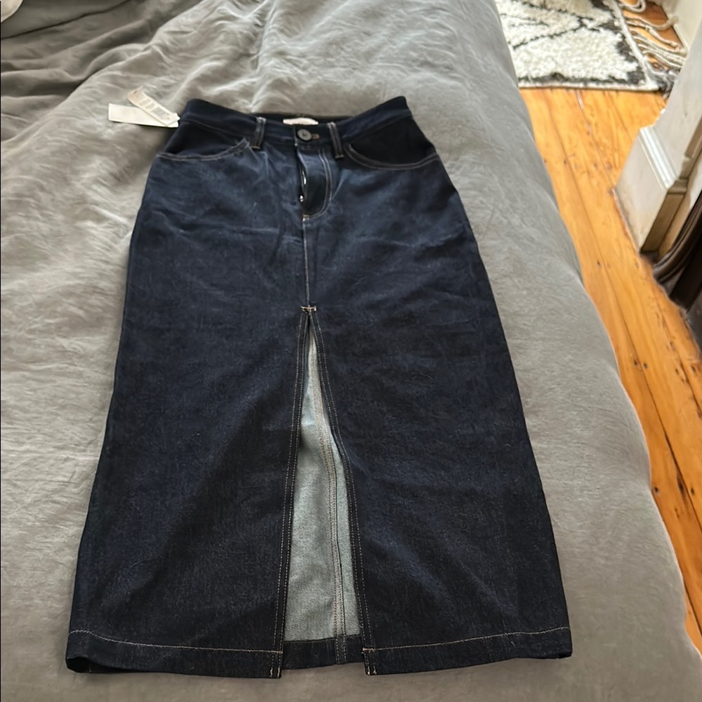New Aritzia Denim Midi Skirt